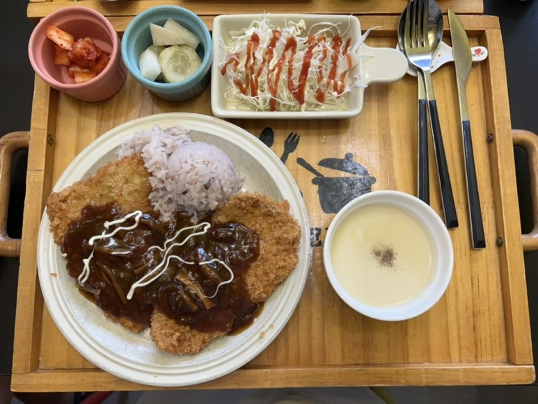 봉자네돈까스 이미지
