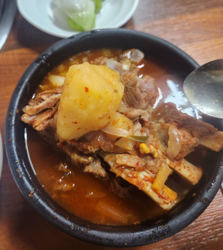 은미감자탕 이미지
