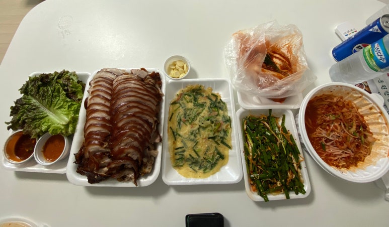 동원매운족발 이미지