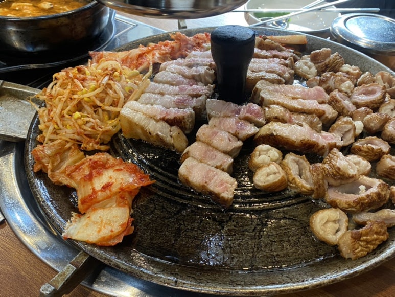 솥뚜껑생막창 이미지