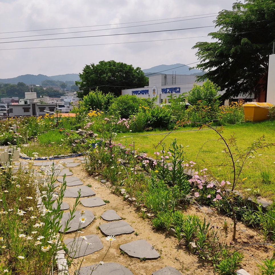 풀꽃책방 이미지