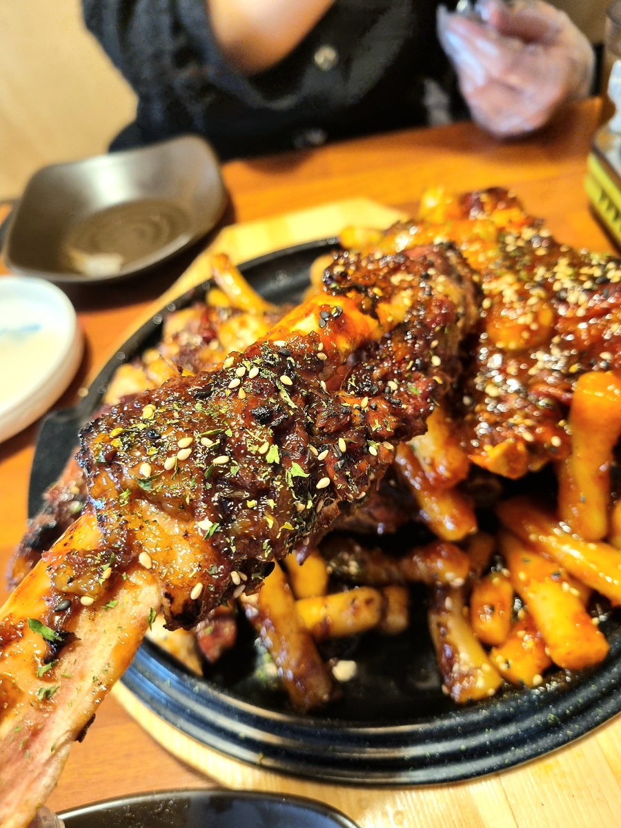 석기시대등갈비 이미지