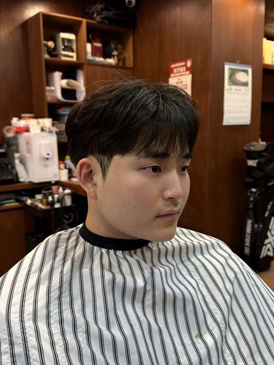 리트모 바버샵 이미지