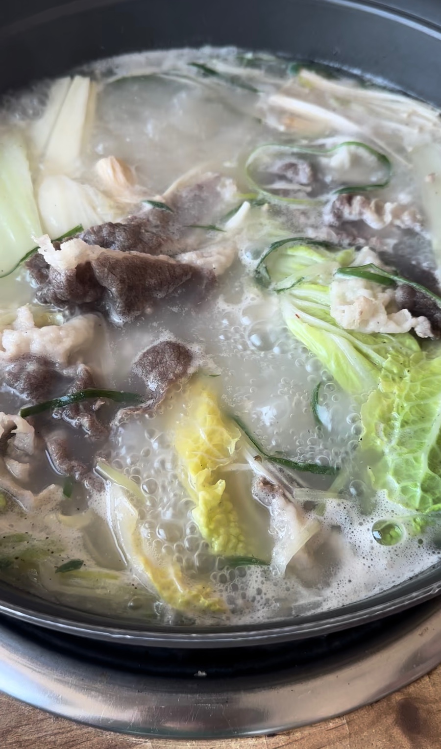 깊은솥칼국수 이미지