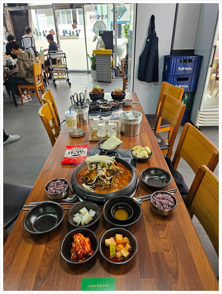 새벽감자탕 당곡역점 이미지