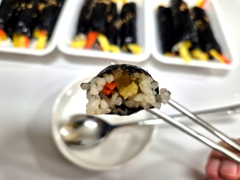 꼼꼬미꼬마김밥 이미지