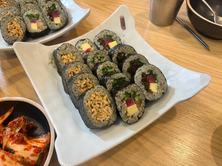배말칼국수김밥 고현본점 이미지