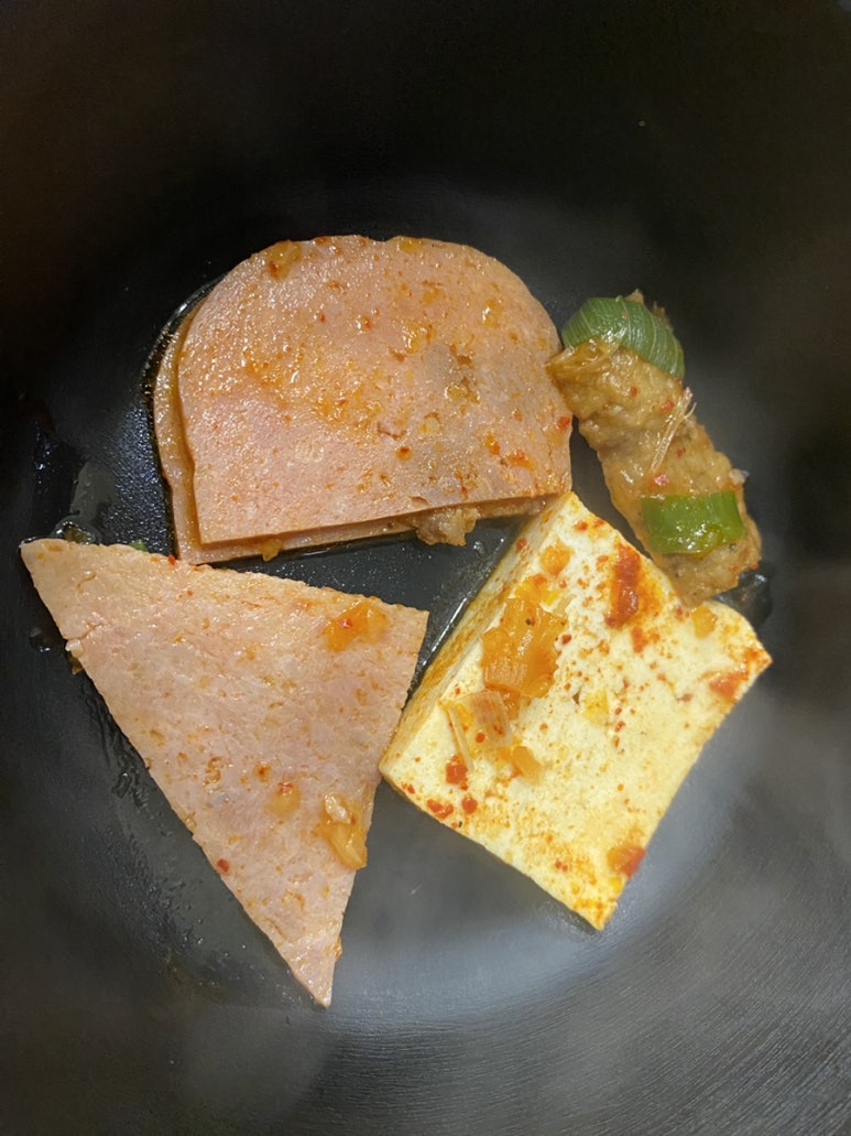 엄가네식당 이미지