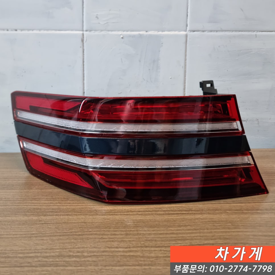디:테일 이미지