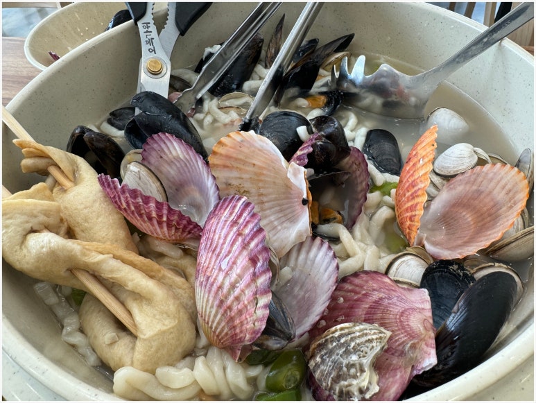 탑 해물 칼국수 이미지