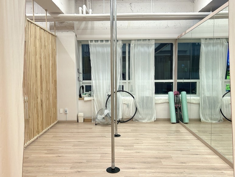원더폴댄스학원 이미지