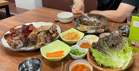 아빠가삶은족발 이미지