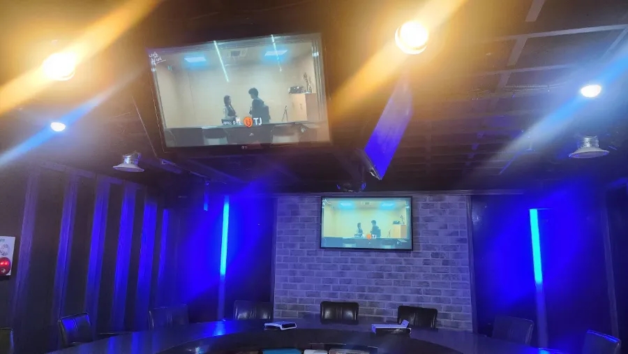 원탁가라오케 이미지
