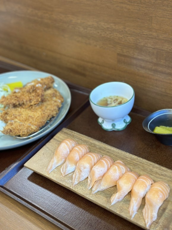연어와돈카츠 이미지