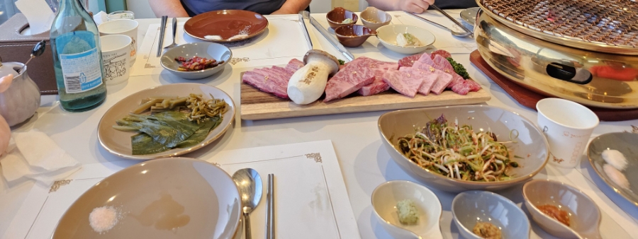 꽃피는한우 이미지
