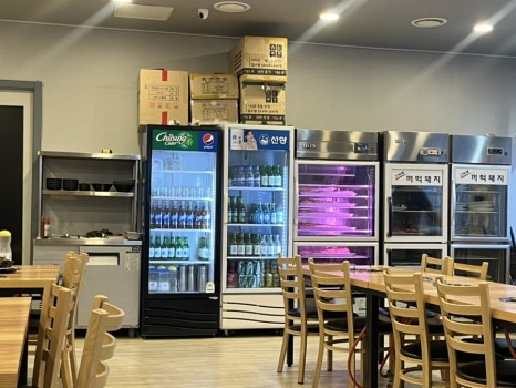 고씨네꺼먹돼지 이미지