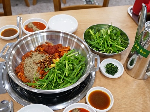청록미나리식당 서초역점 이미지