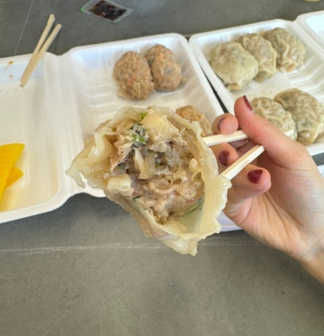 용만두, 칼국수 이미지