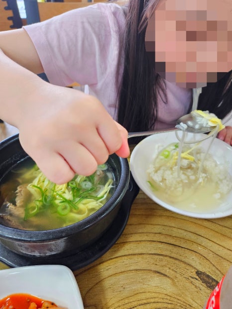 먹고봐식당 이미지