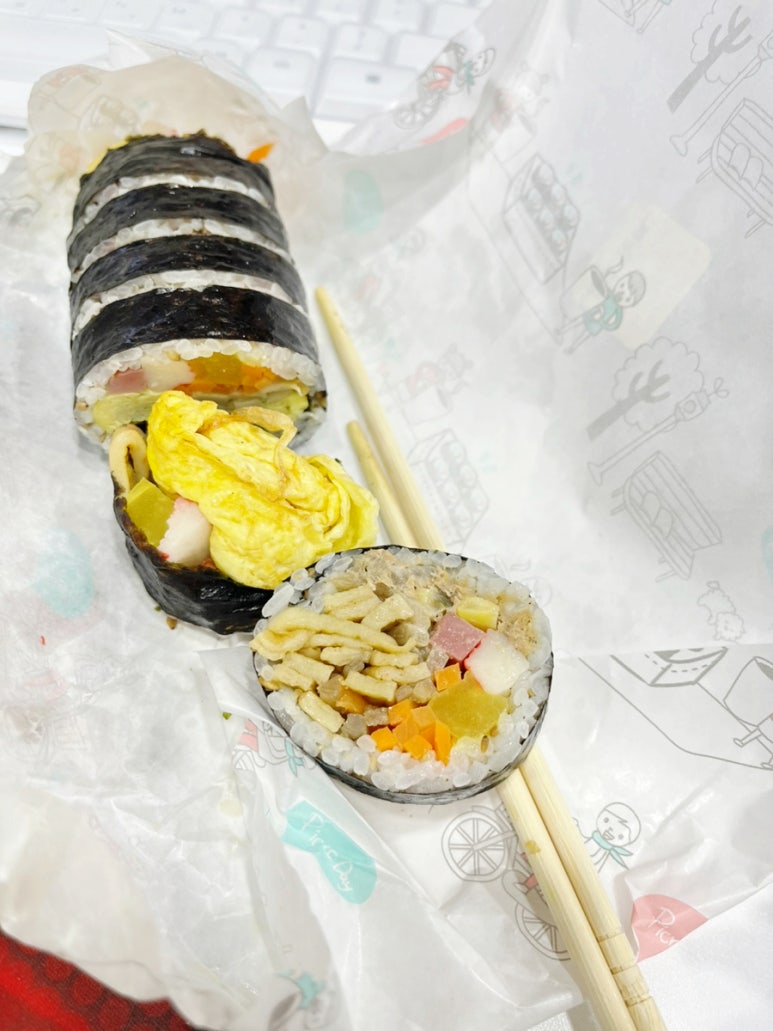 예니김밥 이미지