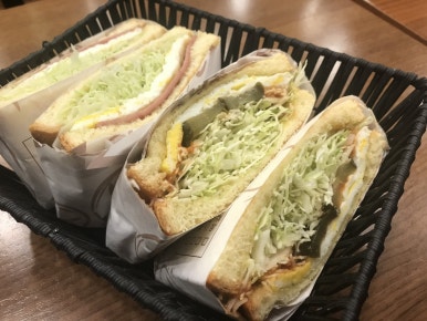 토스트앤커피 이미지