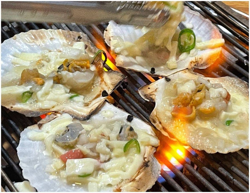 산꼼장어조개구이 이미지