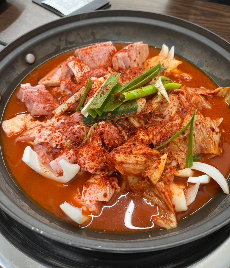 매운통돼지볶음 이미지