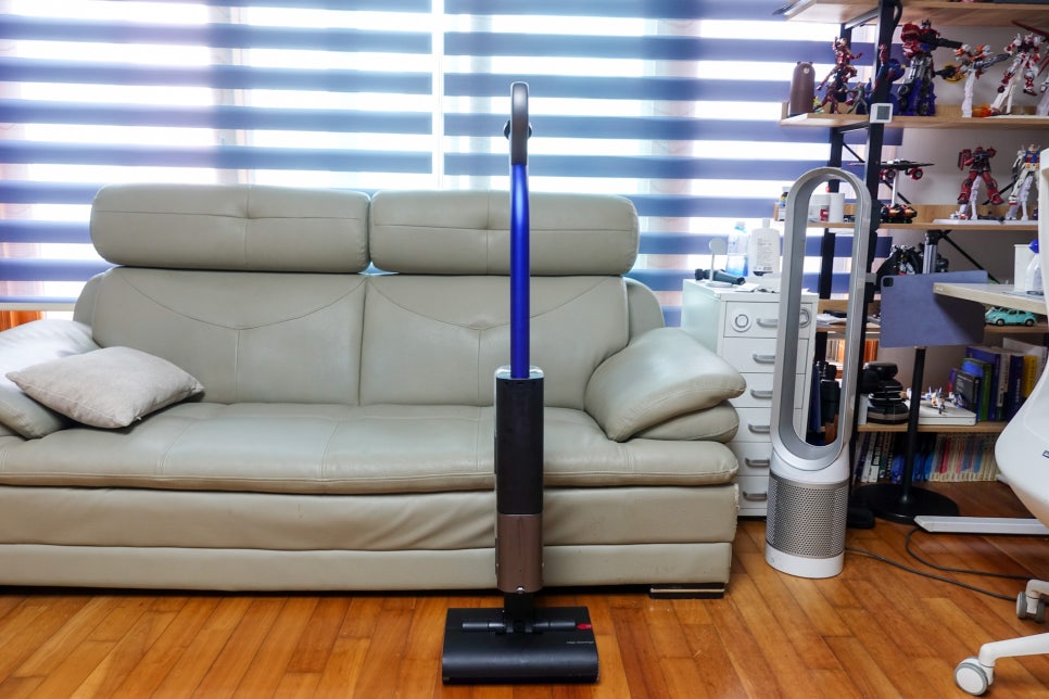 다이슨 물청소기 WashG1™ 리뷰 물청소로 머리카락부터 미세먼지까지 깨끗하게 청소하는 방법 이미지 20