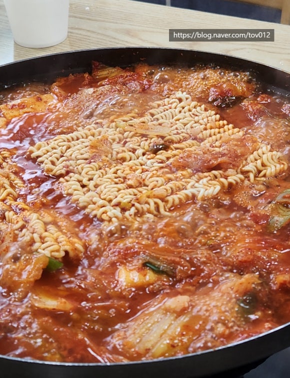 토브부대찌개 이미지