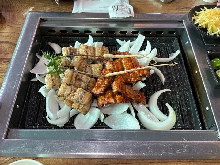 아라풍천민물장어 이미지