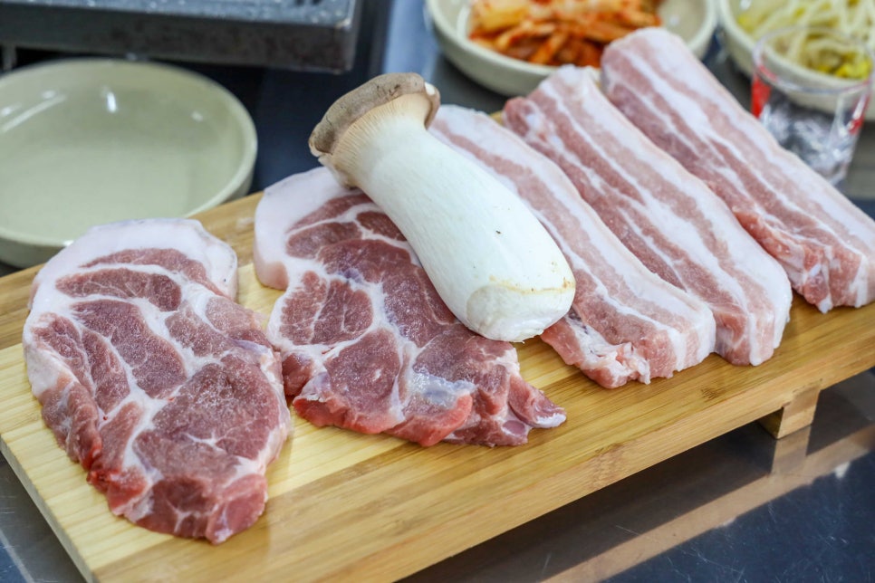 대윤흑돼지 이미지
