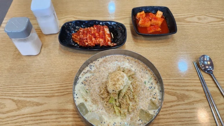 예담손칼국수 이미지