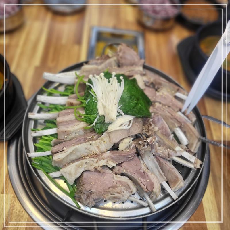 향촌흑염소 이미지