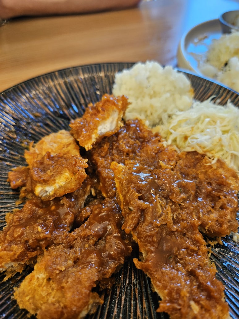 카츠동남 이미지