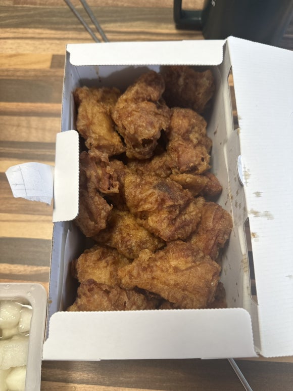 교촌치킨 명륜점 이미지