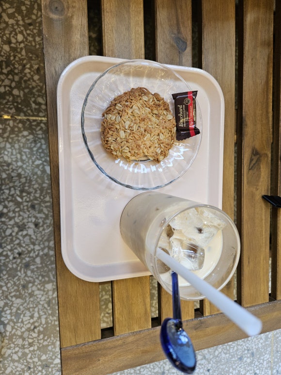 코너브루 이미지