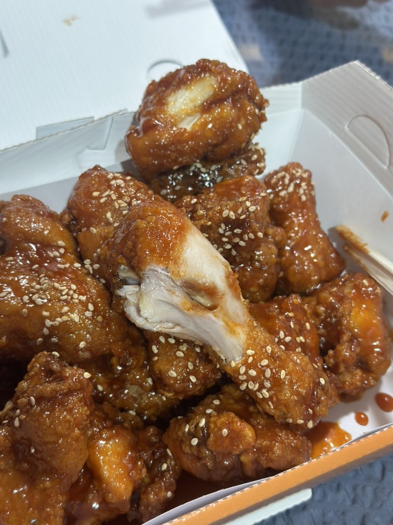 수세프치킨민둥산점 이미지