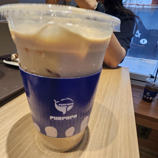 더푸르고 이미지