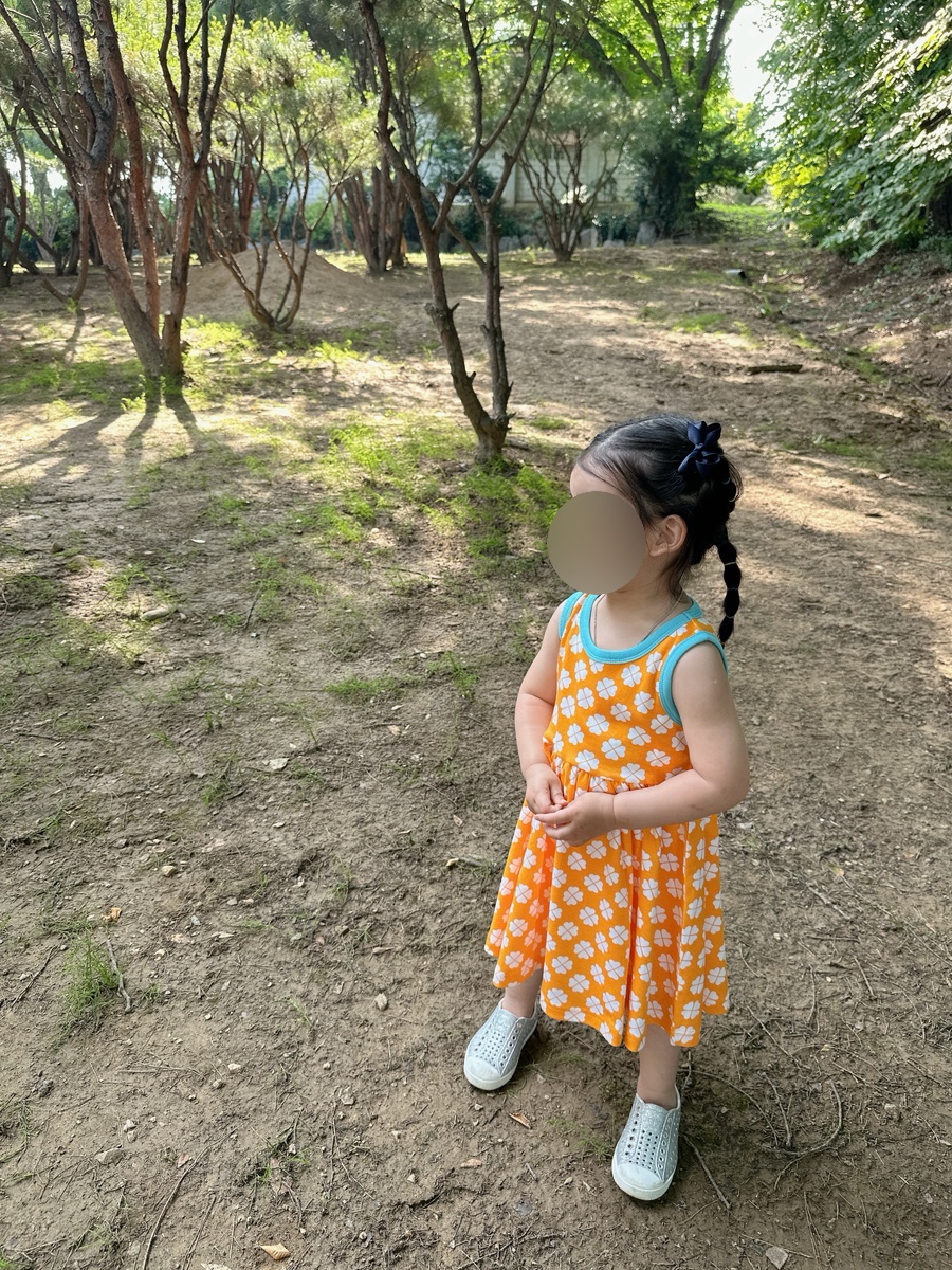 구름바이에이치쇼룸 이미지