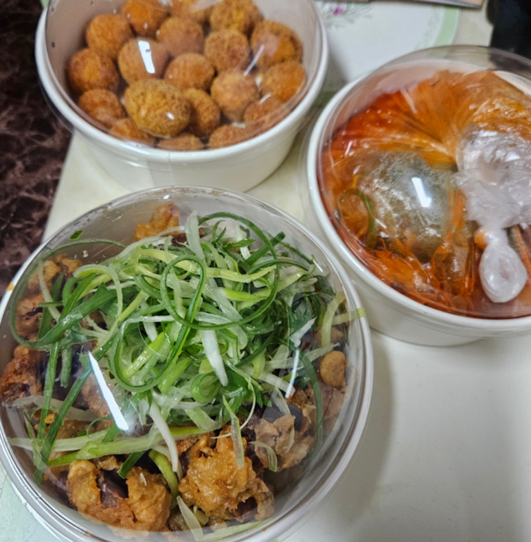 맛으로 약속하는 치킨 이미지