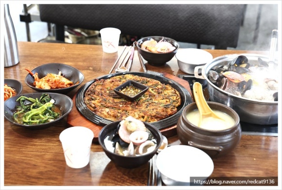 황금해물칼국수 이미지