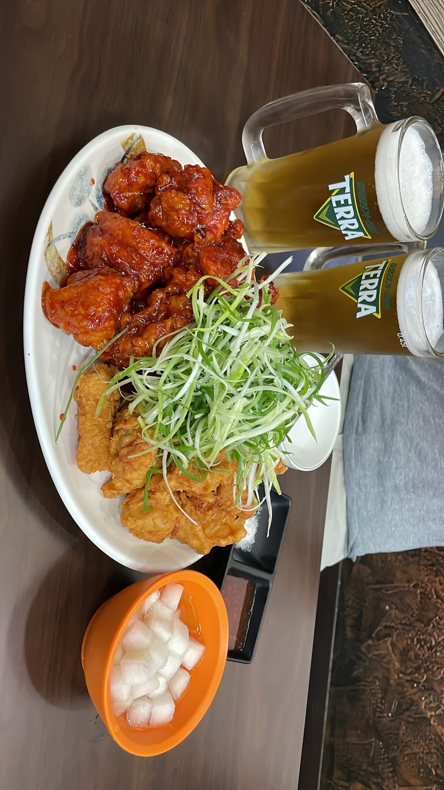 동큐치킨 이미지