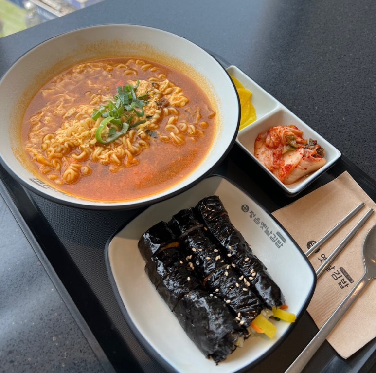 밥풀김밥&라면 이미지