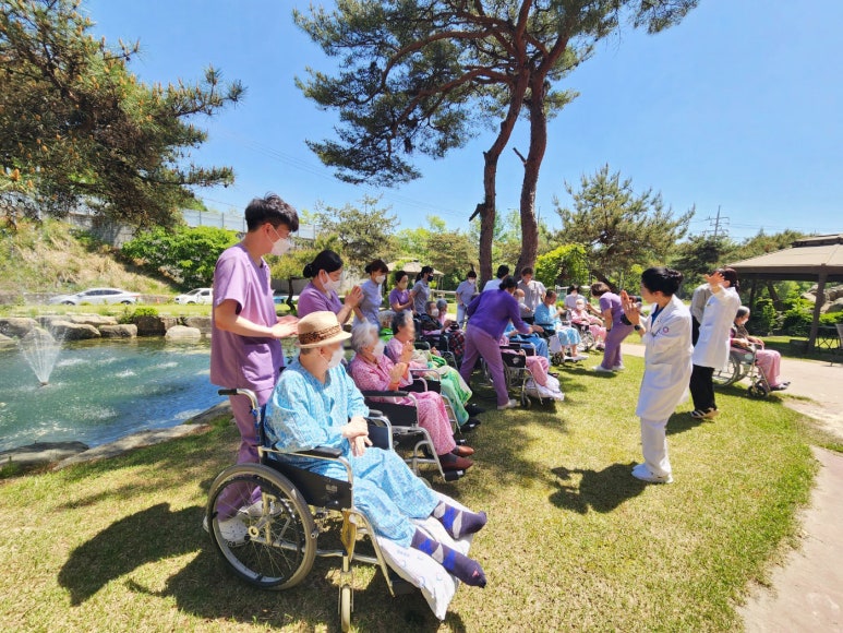 정든의료재단 이미지