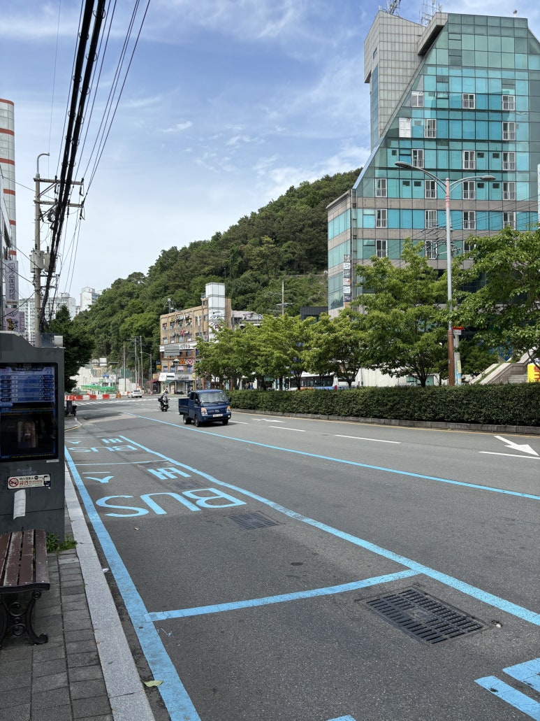 투썸플레이스 동아대 이미지