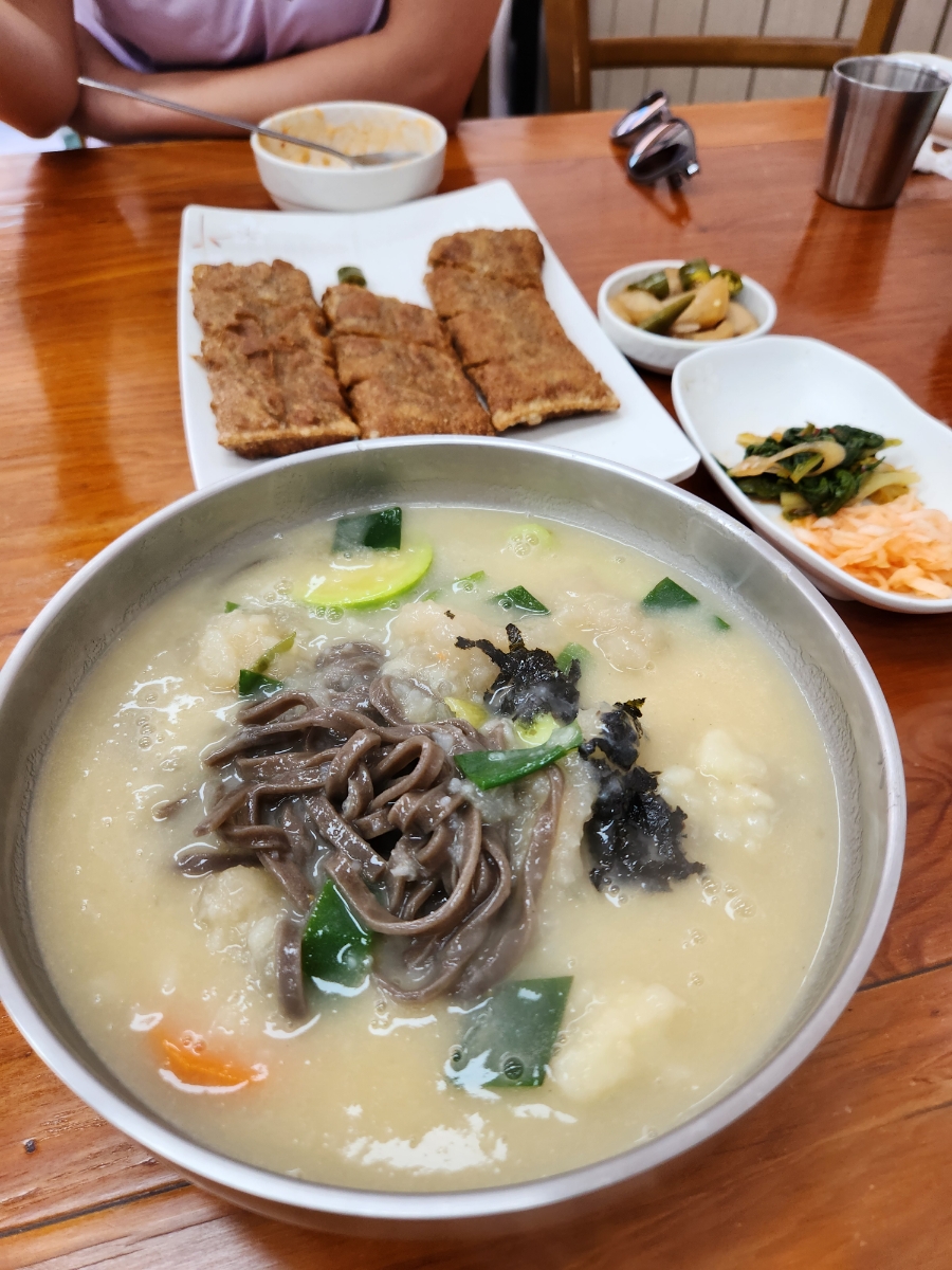 봉평옹심이메밀칼국수 이미지
