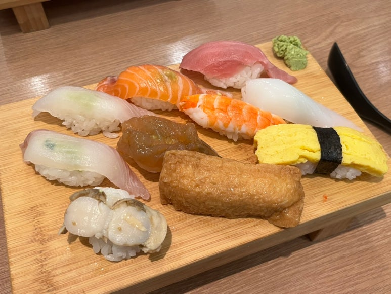 가락정초밥 이미지