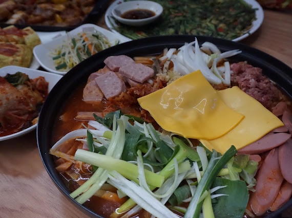 송탄부대찌개 이미지