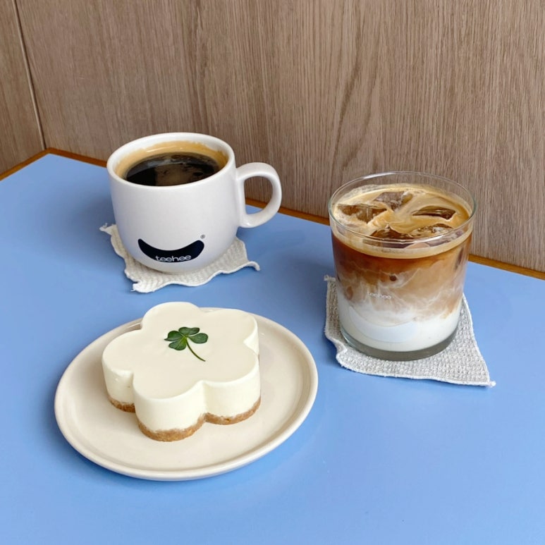 티히커피 이미지