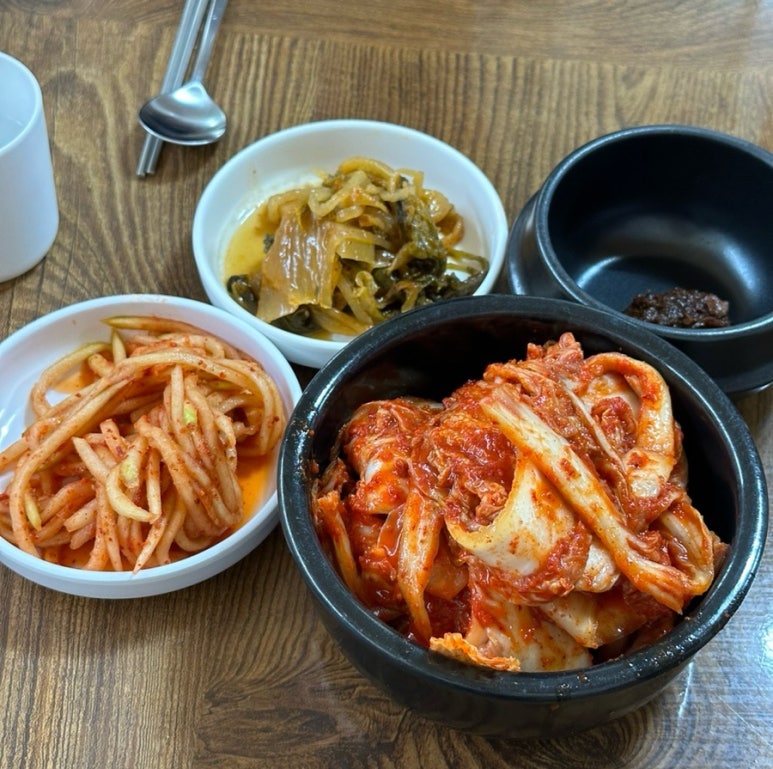 영양콩손칼국수 이미지